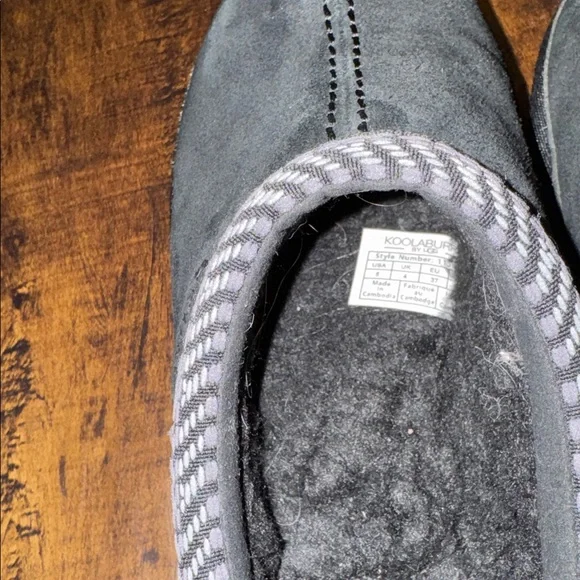 Women’s Ugg Tasman II slippers sz 6 black - Picture 4 of 8